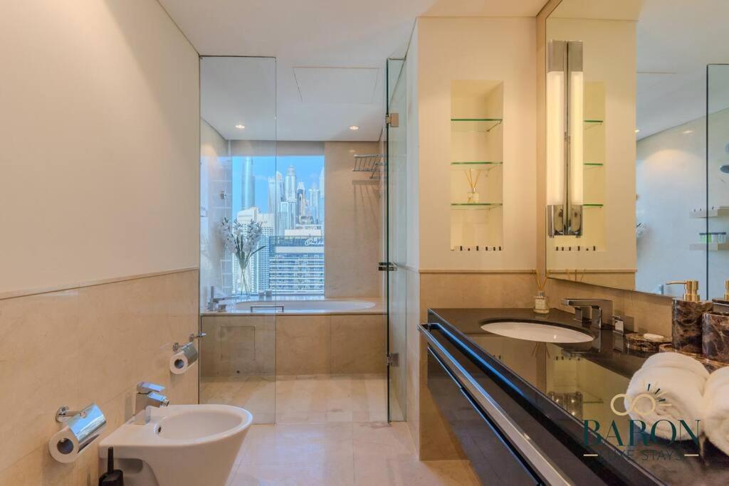 Sophisticated Studio, Emaar Residences Marina * Dubai